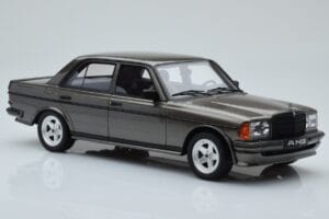 Mercedes W123 AMG 280 Hall Otto 1:18 OT750 Vaik - pilt 4/6