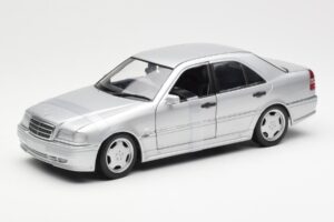 Mercedes C36 AMG W202 Hõbedane UT Models 1:18