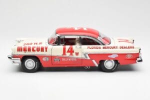 Mercury Montclair #14 B. Myers Palm Beach Winner 1956 Sun Star 1:18 5147 Metall - pilt 4/8