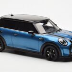 Mini Cooper S F56 Island Sinine Otto 1:18 - image 4 of 6