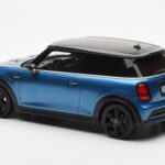 Mini Cooper S F56 Island Sinine Otto 1:18 - image 5 of 6