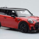Mini Cooper S JCW F56 Punane Otto 1:18 - image 4 of 6
