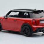 Mini Cooper S JCW F56 Punane Otto 1:18 - image 5 of 6