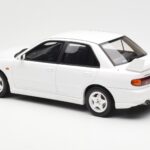 Mitsubishi Lancer Evo III Scotia Valge Otto 1:18 - image 5 of 6
