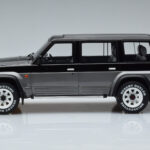 Nissan Patrol GR Y60 Hall Otto 1:18 - image 3 of 6