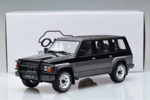 Nissan Patrol GR Y60 Hall Otto 1:18 OT993 Vaik - pilt 6/6