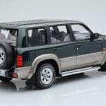 Nissan Patrol GR Y61 Roheline Otto 1:18 - image 2 of 5