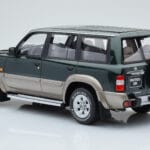 Nissan Patrol GR Y61 Roheline Otto 1:18 - image 4 of 5