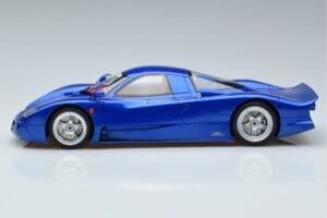Nissan R390 GT1 Road Car GT Spirit 1:18 GT403 Vaik - pilt 3/6