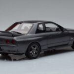 Nissan Skyline GT-R BNR32 Nismo Hall Otto 1:18 - image 2 of 6