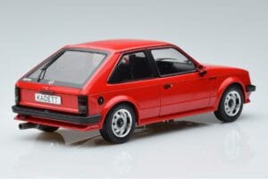 Opel Kadett D GTE Punane MCG 1:18 MCG18269 Metall - pilt 2/6