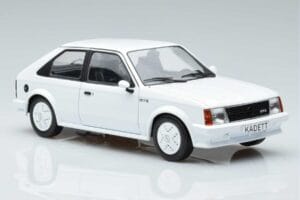 Opel Kadett D GTE Valge MCG 1:18 MCG18268 Metall - pilt 4/6