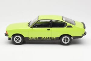 Opel Kadett E Rally 2.0 Roheline Must Norev 1:18 183653 Metall - pilt 3/6