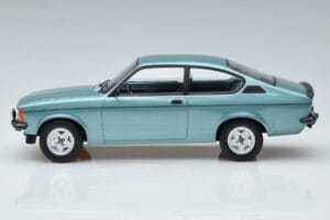 Opel Kadett C Rallye Winterfest Norev 1:18 183654 Metall - pilt 3/6