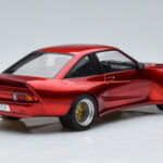 Opel Manta B Mattig Punane MCG 1:18 - image 2 of 6