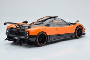 Pagani Zonda Cinque Oranž St Tropez Almost Real 1:18 850603001 Metall - pilt 5/8