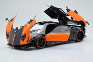 Pagani Zonda Cinque Oranž St Tropez Almost Real 1:18 850603001 Metall - pilt 8/8