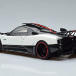 Pagani Zonda Cinque Valge Benny Almost Real 1:18 - image 7 of 12