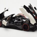 Pagani Zonda Cinque Roadster Valge Benny Almost Real 1:18 - image 5 of 8