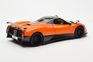 Pagani Zonda F Oranž St Tropez Almost Real 1:18 850409001 Metall - pilt 3/8
