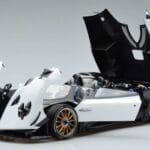Pagani Zonda HP Barchetta Carbon Fiber Valge LCD 1:18 LCD18009 WH Metall - image 2 of 9