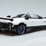 Pagani Zonda HP Barchetta Carbon Fiber Valge LCD 1:18 LCD18009 WH Metall - image 3 of 9