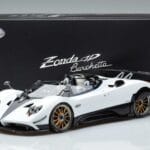 Pagani Zonda HP Barchetta Carbon Fiber Valge LCD 1:18 LCD18009 WH Metall - image 9 of 9