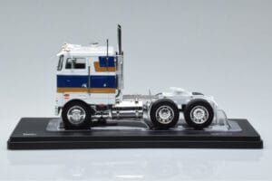 Peterbilt 352 H Valge IXO 1:43 TR078 Metall - pilt 3/6