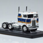 Peterbilt 352 H Valge IXO 1:43 TR078 - image 4 of 6