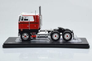 Peterbilt 352 Pacemaker Punane Valge IXO 1:43 TR097 Metall - pilt 2/4