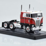 Peterbilt 352 Pacemaker Punane Valge IXO 1:43 - image 3 of 4