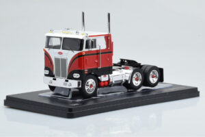 Peterbilt 352 Pacemaker Punane Valge IXO 1:43