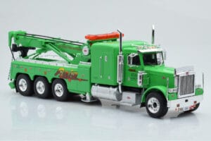 Peterbilt 359 Wrecker Road Service Roheline IXO 1:43 TTR031 Metall - pilt 4/5