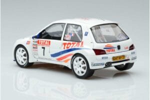 Peugeot 106 Maxi Rally D'Antibes 2000 Otto 1:18 OT947 Vaik - pilt 5/6