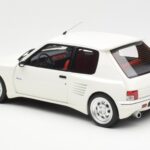Peugeot 205 Dimma Valge Otto 1:18 - image 5 of 6
