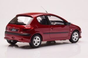 Peugeot 206 S16 Punane Otto 1:18 OT1039 Vaik - pilt 2/6