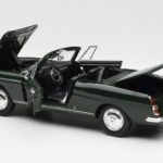 Peugeot 404 Kabriolett Antique Green Piiratud Tiraaz Norev 1:18 - image 5 of 8