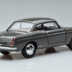 Peugeot 404 Coupe Graphite Hall Norev 1:18 - image 3 of 7