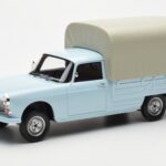 Peugeot 404 Pickup Bache Pastellsinine Otto 1:18