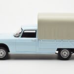 Peugeot 404 Pickup Bache Pastellsinine Otto 1:18 - image 3 of 6