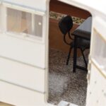 Peugeot 404 Haagisega Henon Norev 1:18 184837 Metall - image 6 of 7