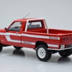 Peugeot 504 Dangel Pickup Punane Otto 1:18 - image 5 of 6