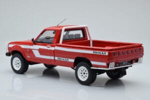 Peugeot 504 Dangel Pickup Punane Otto 1:18 OT436 Vaik - pilt 5/6
