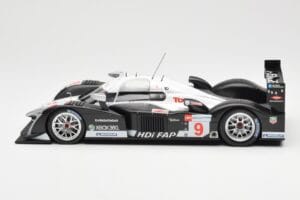 Peugeot 908 HDI FAP LMP1 #9 F. Montagny / R. Zonta / N. Kilen 3rd Place 24 Hours of Le Mans 2008 Minichamps 1:18 150081209 Me - pilt 3/6