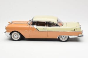 Pontiac Star Chief Hardtop Punane Valge Sun Star 1:18 5043 Metall - pilt 4/8