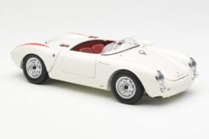 Porsche 550 Spyder 70 Aastat Edition Valge Schuco 1:18 450033300 Metall - pilt 6/8