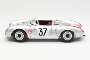 Porsche 550 RS Spyder #37 H. Polensky / R. von Frankenberg 24 Hours of Le Mans 1955 Schuco 1:18 450033400 Metall - pilt 4/8