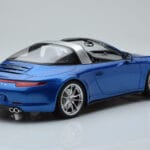 Porsche 911 991 4S Targa Sinine GT Spirit 1:18 - image 2 of 5