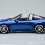 Porsche 911 991 4S Targa Sinine GT Spirit 1:18 - image 3 of 5