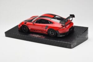 Porsche 911 GT2 RS 991 MR Manthey Racing Nordschleife Record Minichamps 1:18 MR-911-GT2RS-1803 Metall - pilt 5/6